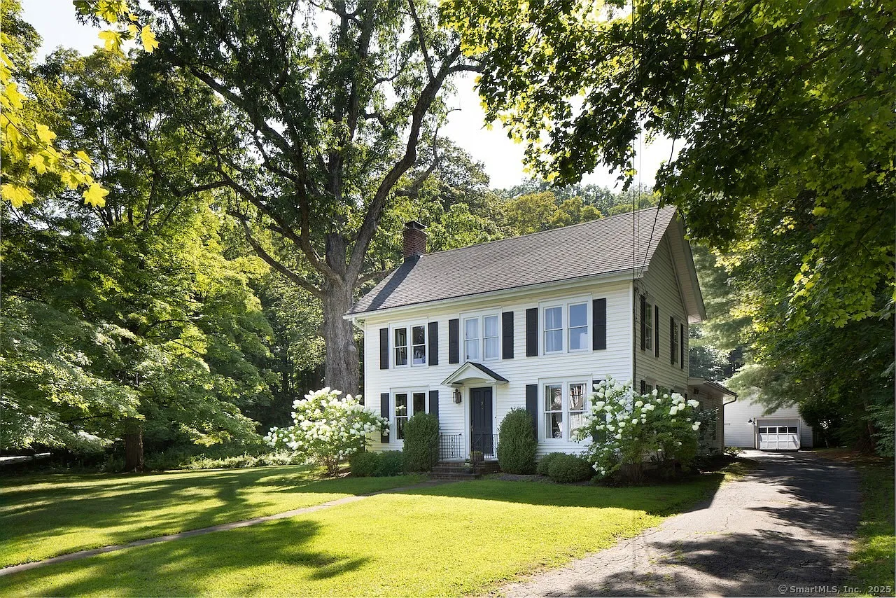 4 bed, 4.5 bath, 2484 sqft, $12,000 — Photo 1