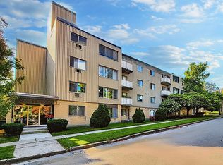 14 Home St #707114, Guelph, ON N1H2E5