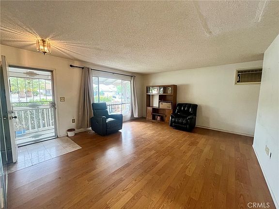 5th image of 29055 Bradley Rd