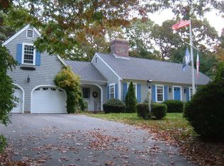 118 Bakers Pond Rd, South Dennis, MA 02660