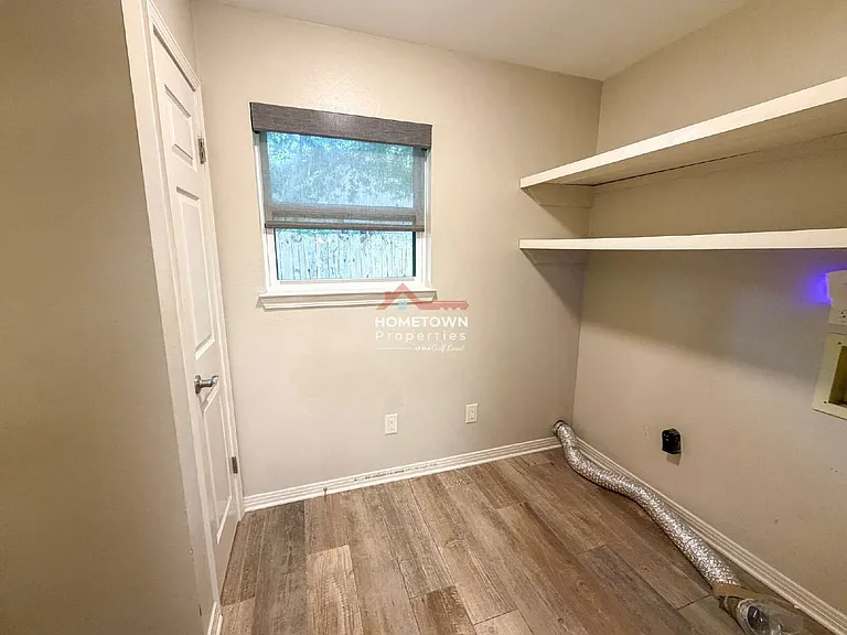 7707 Beechwood Dr — Photo 13