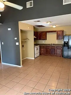7611 Windsor Oaks — Photo 3