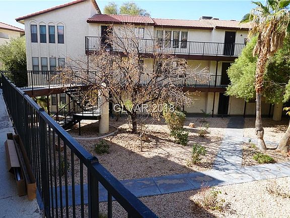3rd image of 2080 Karen Ave Unit B40