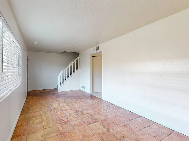 6108 Calle Nueve NW — Photo 7