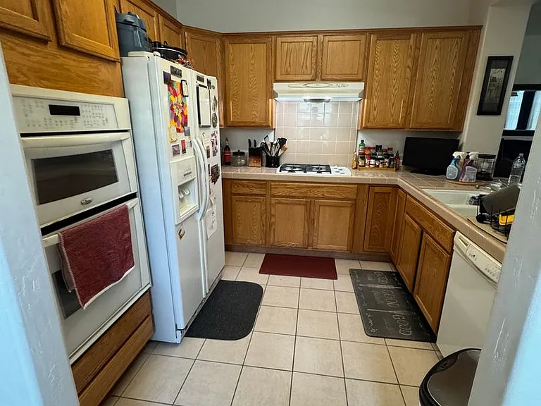 3300 N Tilden St — Photo 17
