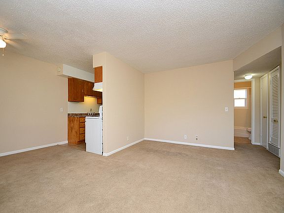 5th image of 332 N 35th St APT 7