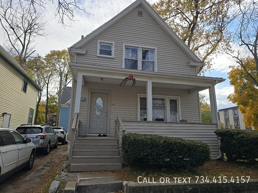 502 Benjamin St #502