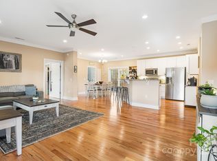 296 Ridge View Dr, Clyde, NC 28721