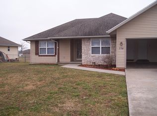 778 W Apache St, Republic, MO 65738