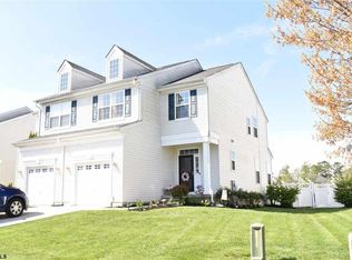 75 Meadow Cir, Mays Landing, NJ 08330