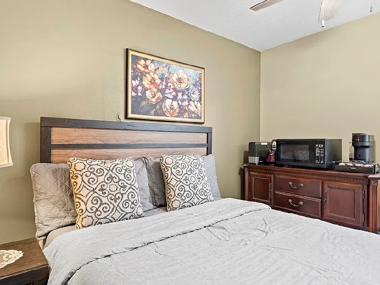 8101 E Woodsboro Ave #D — Photo 1