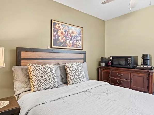 8101 E Woodsboro Ave #D, Anaheim, CA 92807