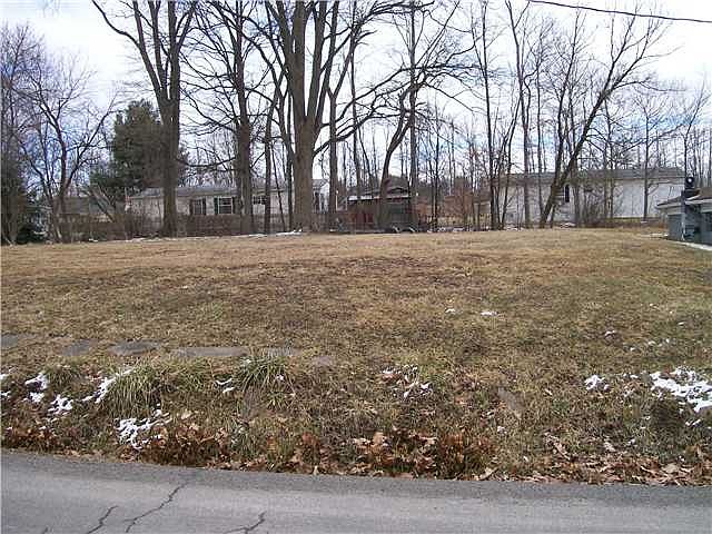 2nd image of 50 Edwina St