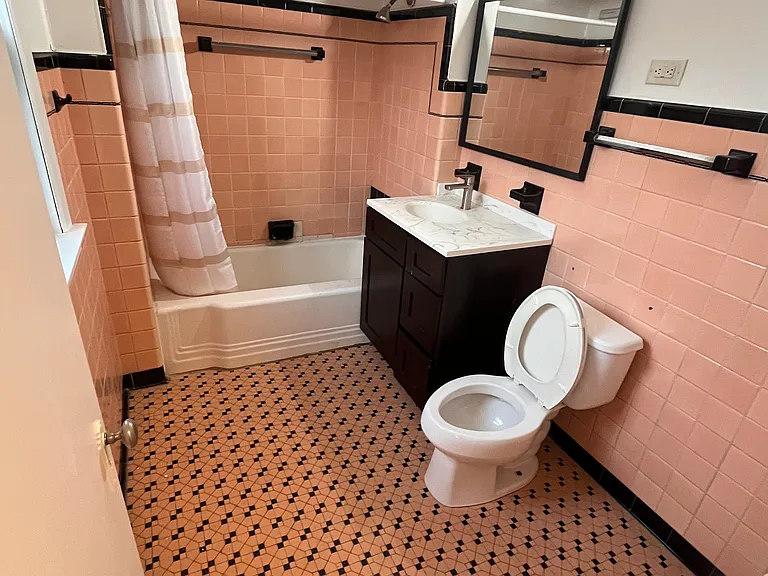 5313 S Tripp Ave #2 — Photo 3