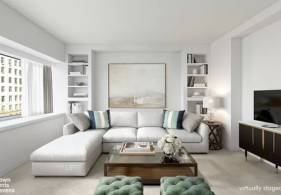 2nd image of 733 Park Ave Fl 5