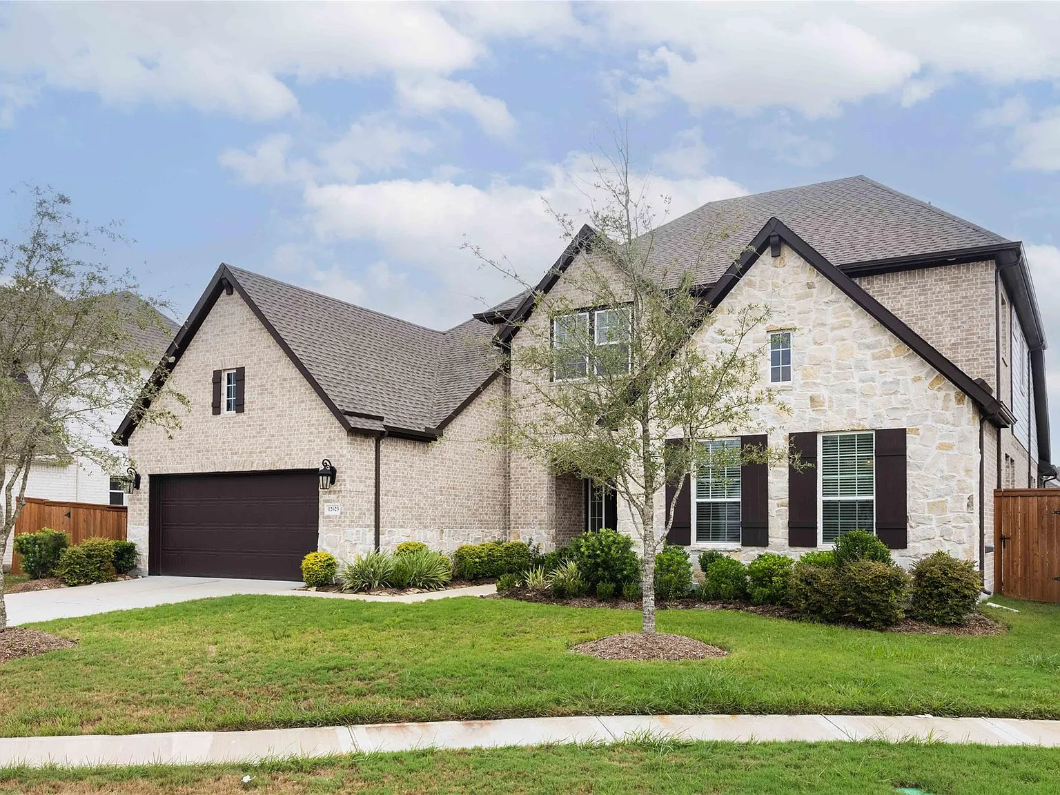 4 bed, 3.5 bath, 3543 sqft, $7,500 — Photo 3