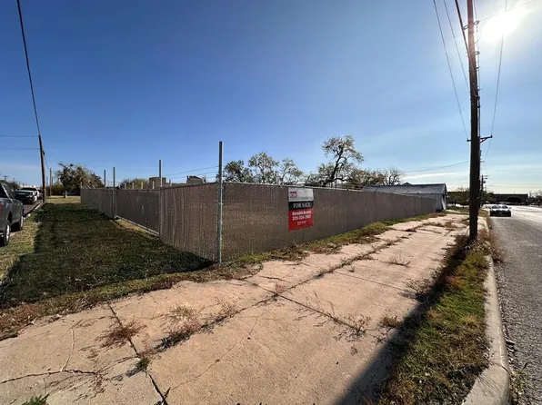 261 W 2nd St #See, San Angelo, TX 76903