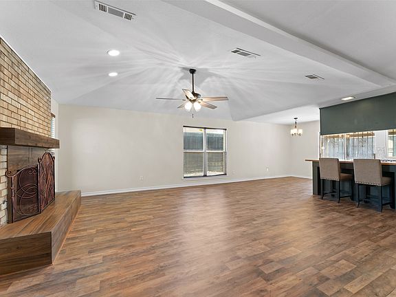 4th image of 508 Danny Dr