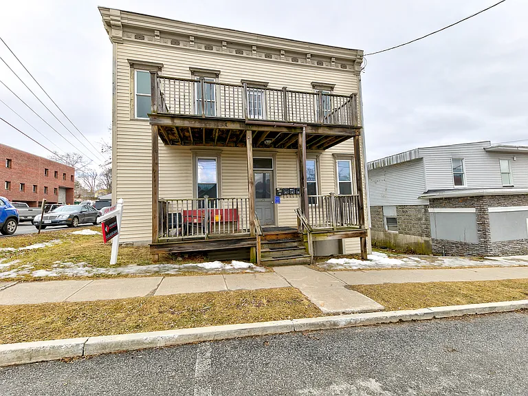 25 Bath St #4 — Photo 17