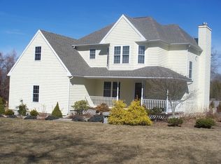 31 Piezzo Dr, Westerly, RI 02891