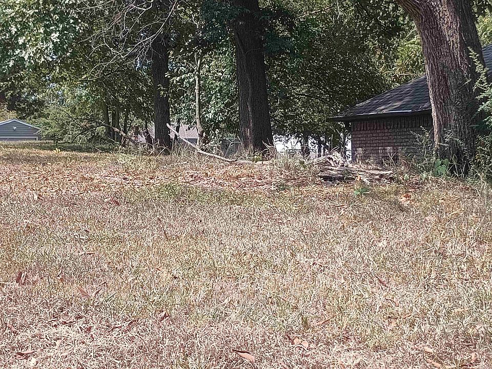 2nd image of 4 & 5 N 5th St