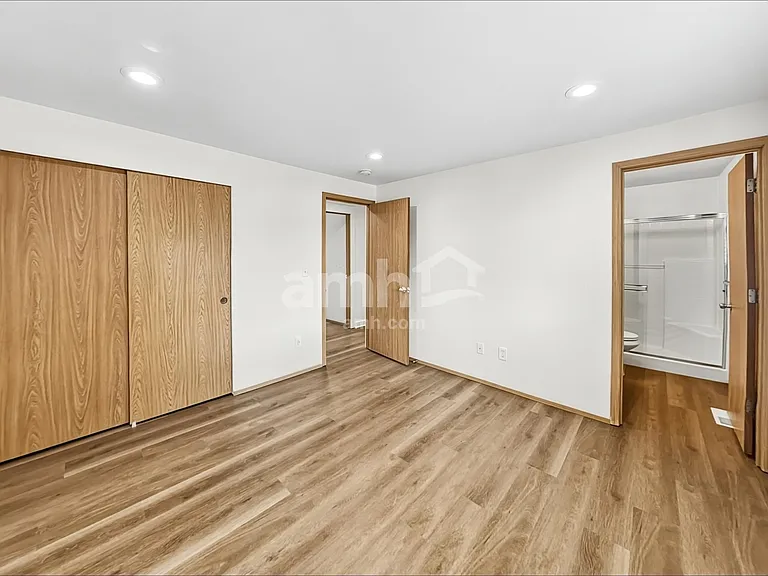 1025 89th Dr NE — Photo 9
