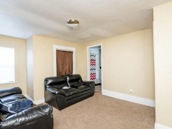 louisville-kentucky-2082374346 picture