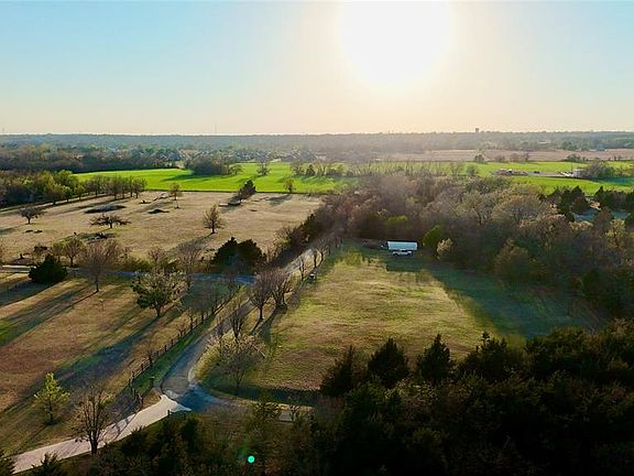 4th image of 1 Horseshoe Bend Rd