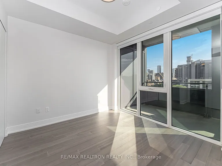 664 Spadina Ave #509 — Photo 8