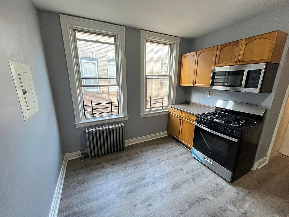 90 W 24th St Bayonne NJ Zillow