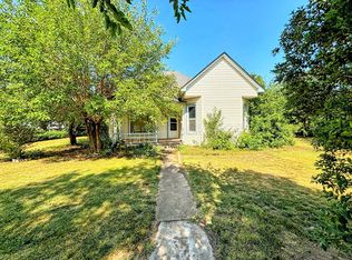 522 S Baylor St, Perryton, TX 79070