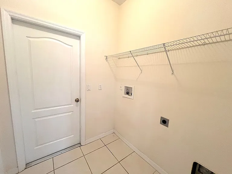 16 Zorlou Ct — Photo 35