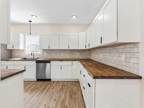 302 Blaine Ave, Marion, OH 43302