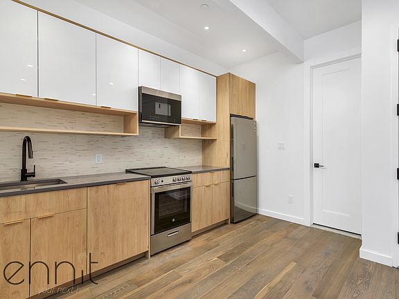 4th image of 1525 New York Ave #3B