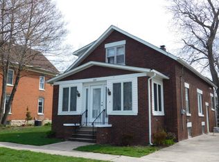 220 N Garfield St, Hinckley, IL 60520