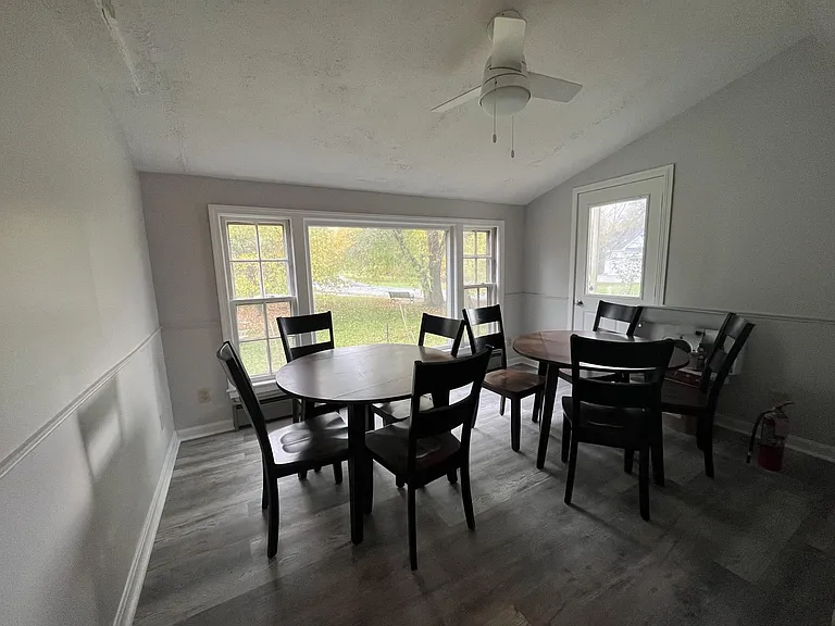 423 King St — Photo 7
