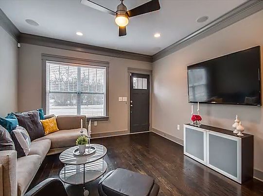 another view of the living