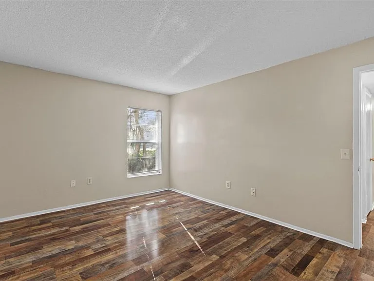 14419 Hanging Moss Cir #101 — Photo 16