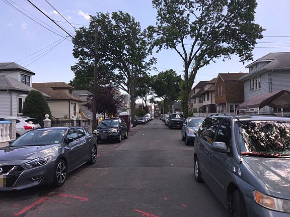 5th image of 10725 126th St