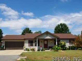 1096 Wanda St, Granite City, IL 62040
