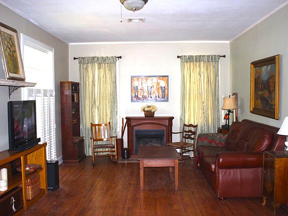 4th image of 123 W Oak Ln