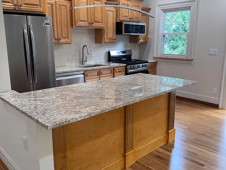 Amherst Woods Apartments — Photo 31