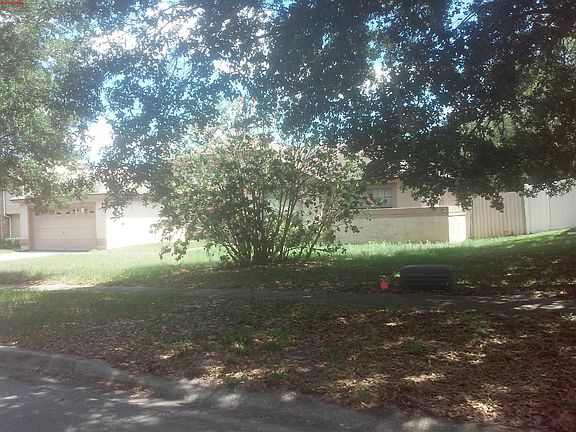 3rd image of 3123 Blakely Dr