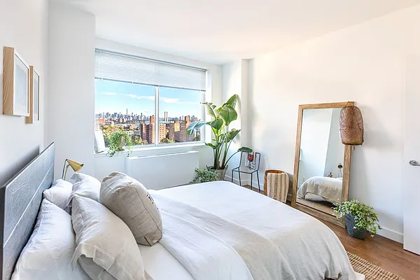 Rented by Forest City Ratner Companies | media 37