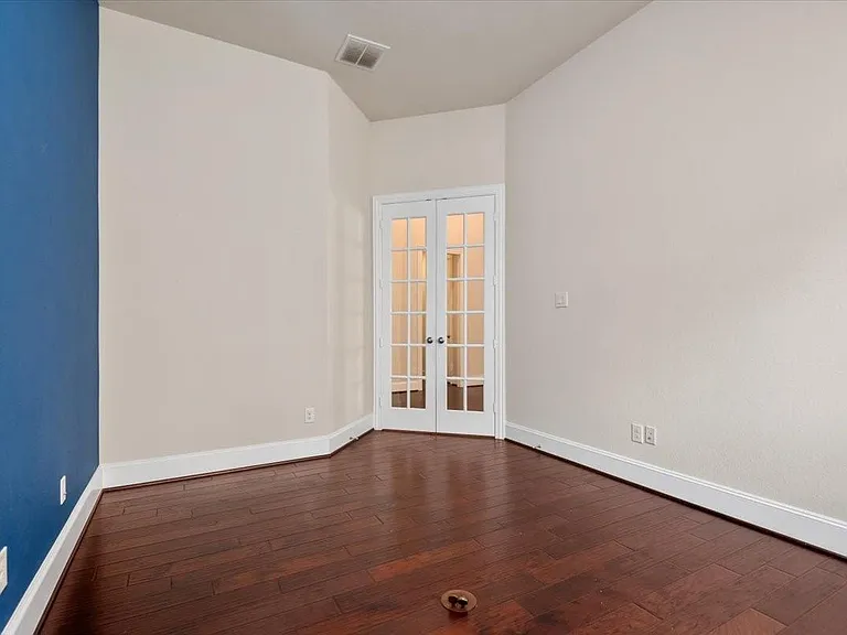 11231 Dunstan Hill Dr — Photo 24