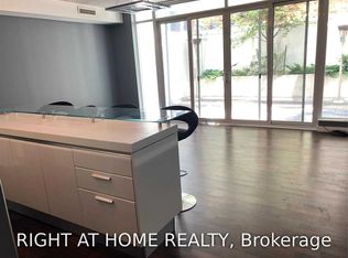 75 Portland St #108, Toronto, ON M5V 2M9