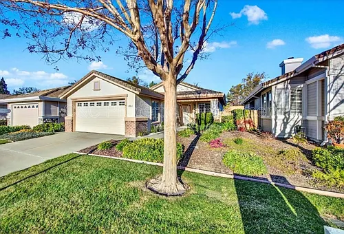 242 Bartlett Ln Photo 1