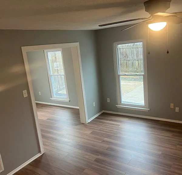 202 Jennifer Dr — Photo 5