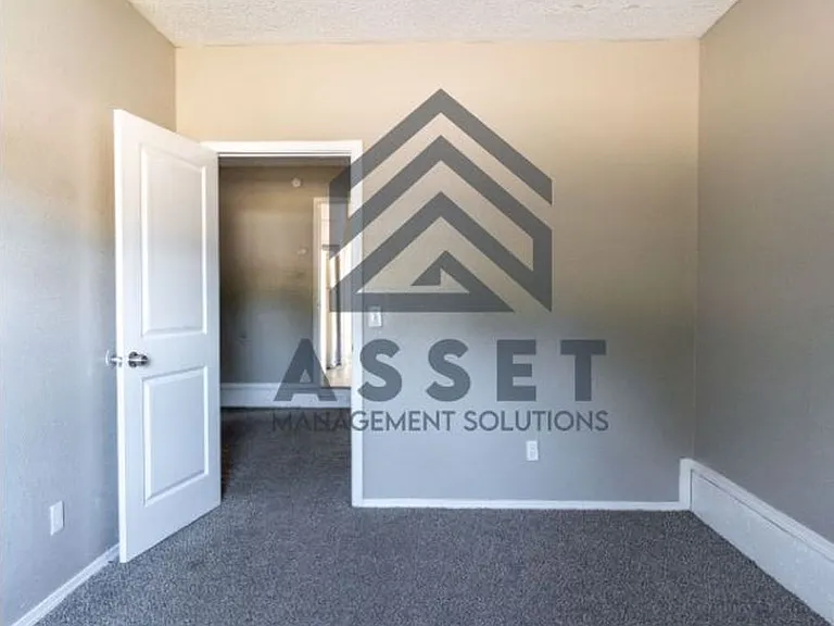 9316 NE Stardust Ln — Photo 14