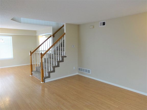 3rd image of 4141 Odessa St